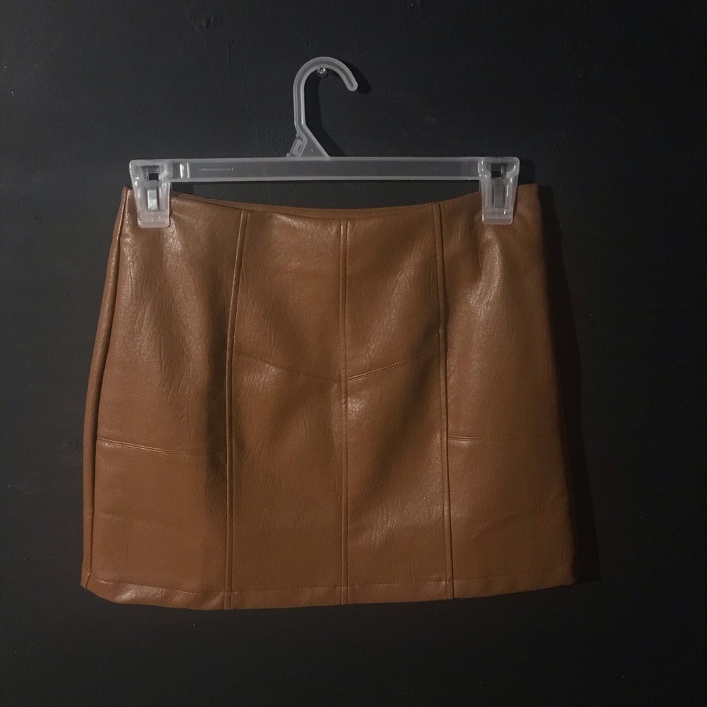 Khaki cute mini skirt